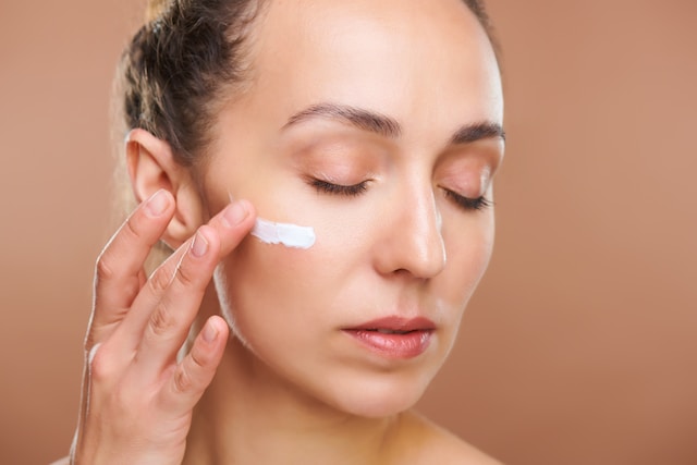 Zellregeneration der Haut durch Wirkstoffkosmetik